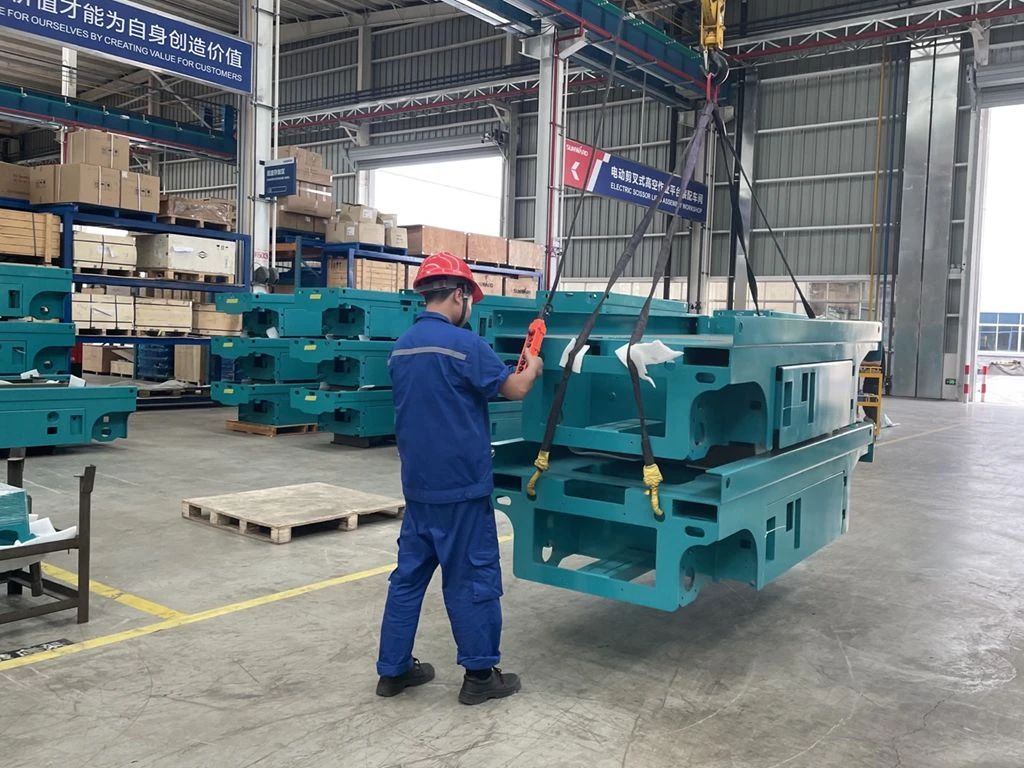 J9集团智能“蓝精灵”们在平庸岗位的坚守与贡献