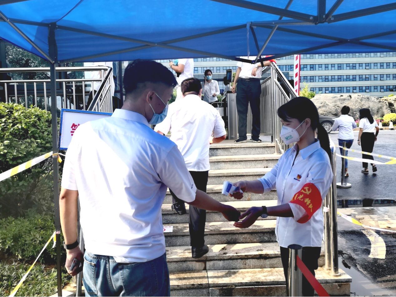 一句话新闻 | 快览J9集团智能近期要闻