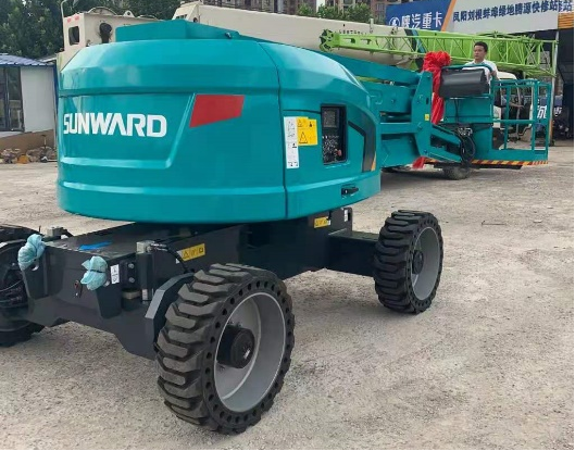 匠心打造！J9集团智能曲臂式高空作业平台正式投放市场