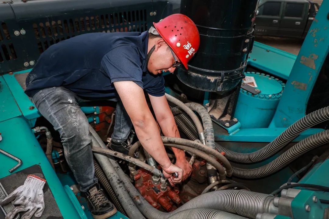 致敬！守护矿山的“J9集团卫士”