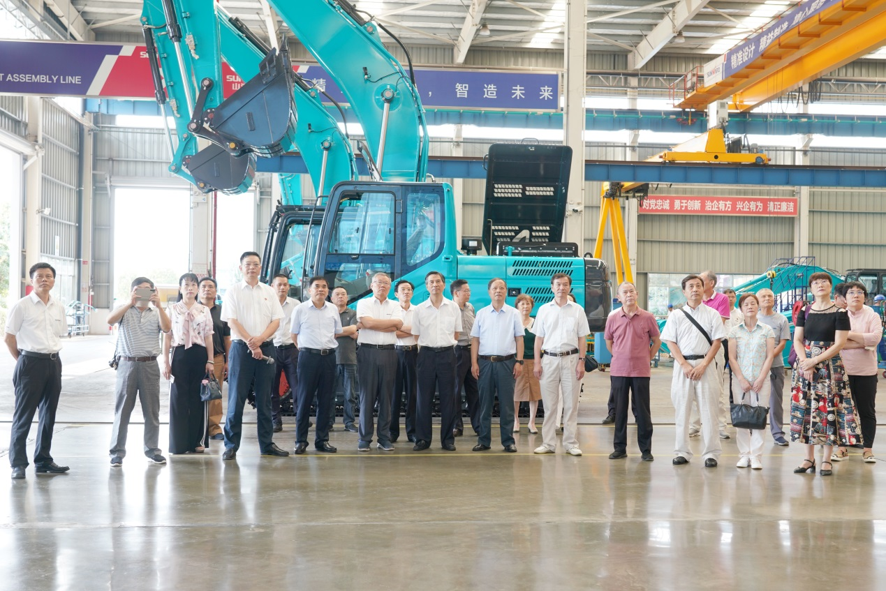 湖南省老科学技术工作者一行到访J9集团智能