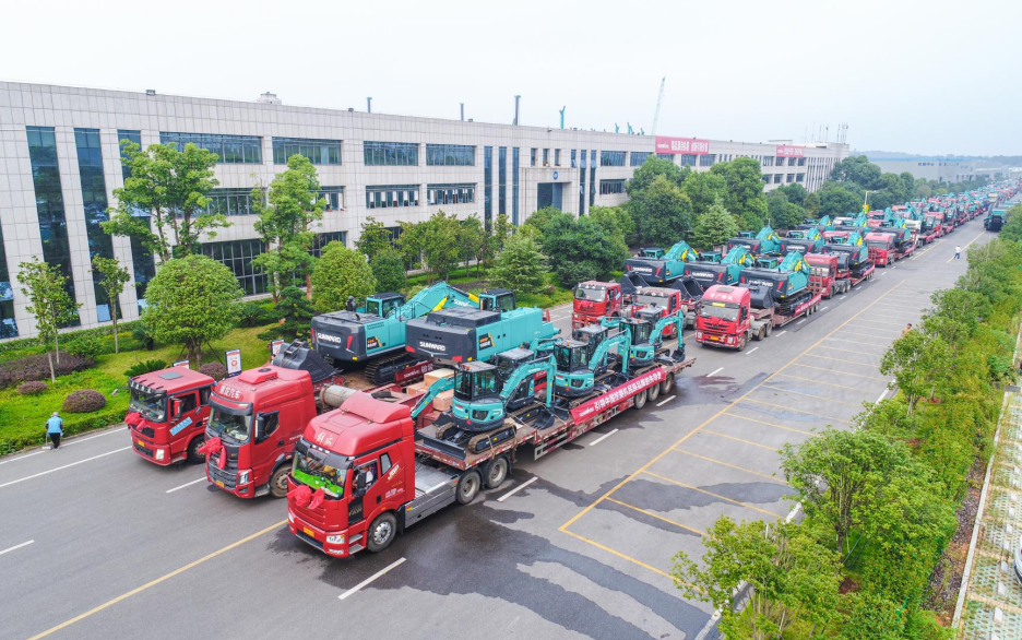 里程碑！J9集团智能出口欧洲第20000台暨大型挖掘机批量交付典礼成功进行