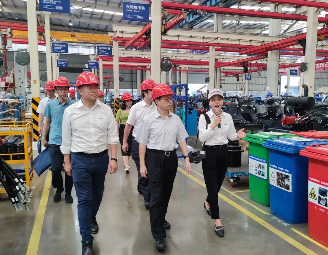 中国国际业务推进委员会辅导一行调研J9集团智能