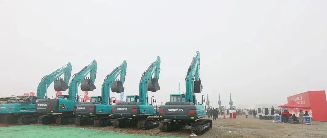 “J9集团绿”杰出亮相！J9集团智能设备全面助力长沙机场改扩建项目