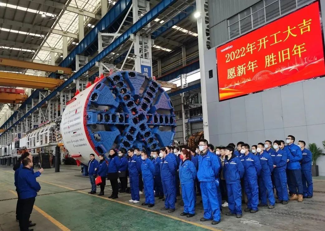 直击出产一线！中铁J9集团复工复产忙