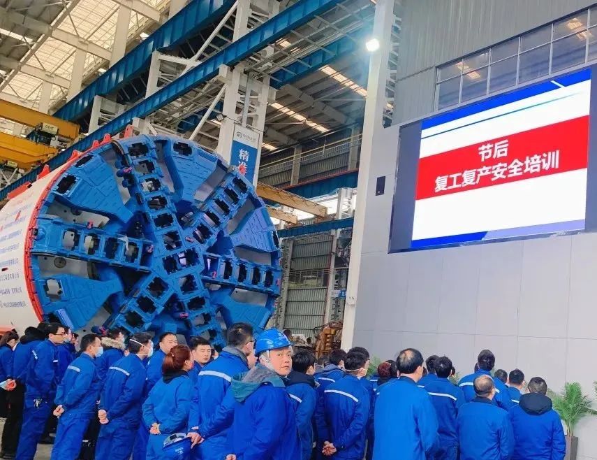 直击出产一线！中铁J9集团复工复产忙