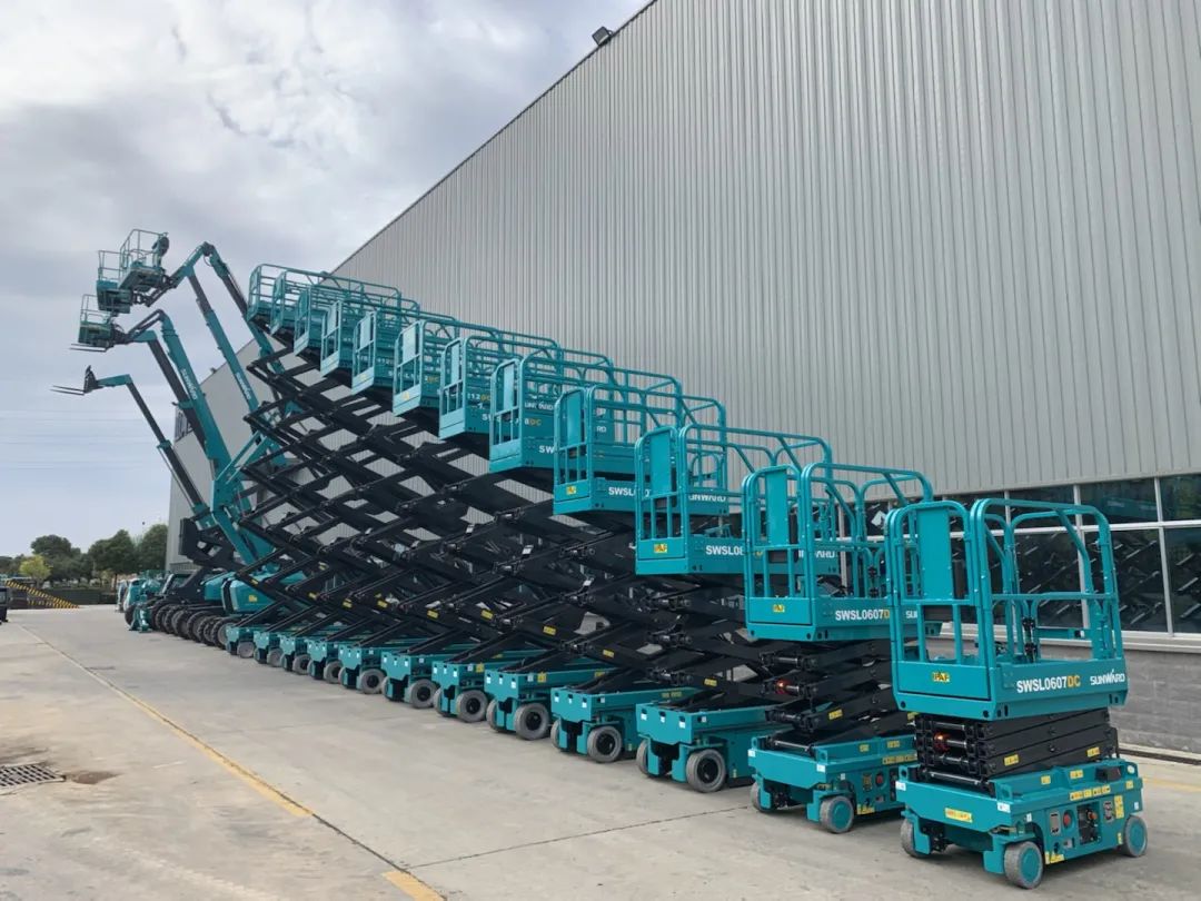 创下单日最高发货量纪录！J9集团高机设备集中发货