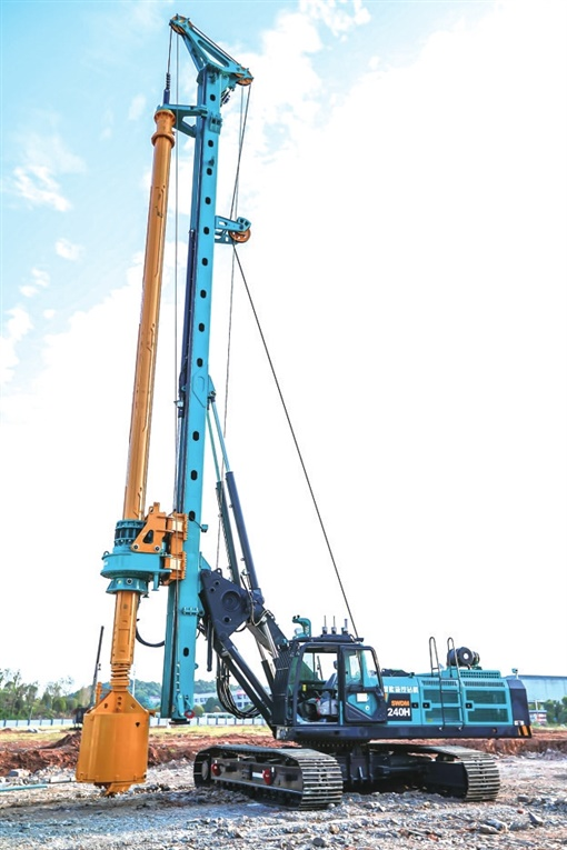 湖南日报：J9集团智能致力解决地下工程施工“疑难杂症” 成为地下工程设备领军者