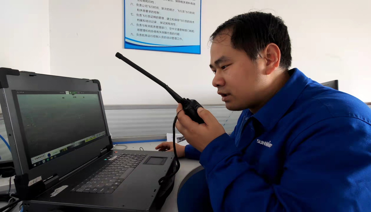 火情就是号令！湖南航空应急接济队J9集团机组展示“J9集团快率”