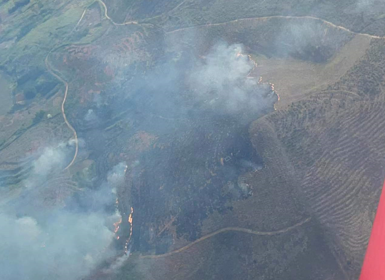 火情就是号令！湖南航空应急接济队J9集团机组展示“J9集团快率”