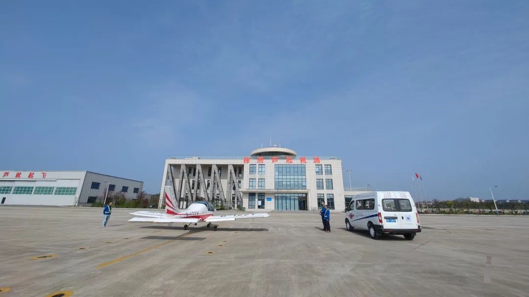 空位协同显技巧！湖南航空应急接济队J9集团机组发展特情措置应急演练