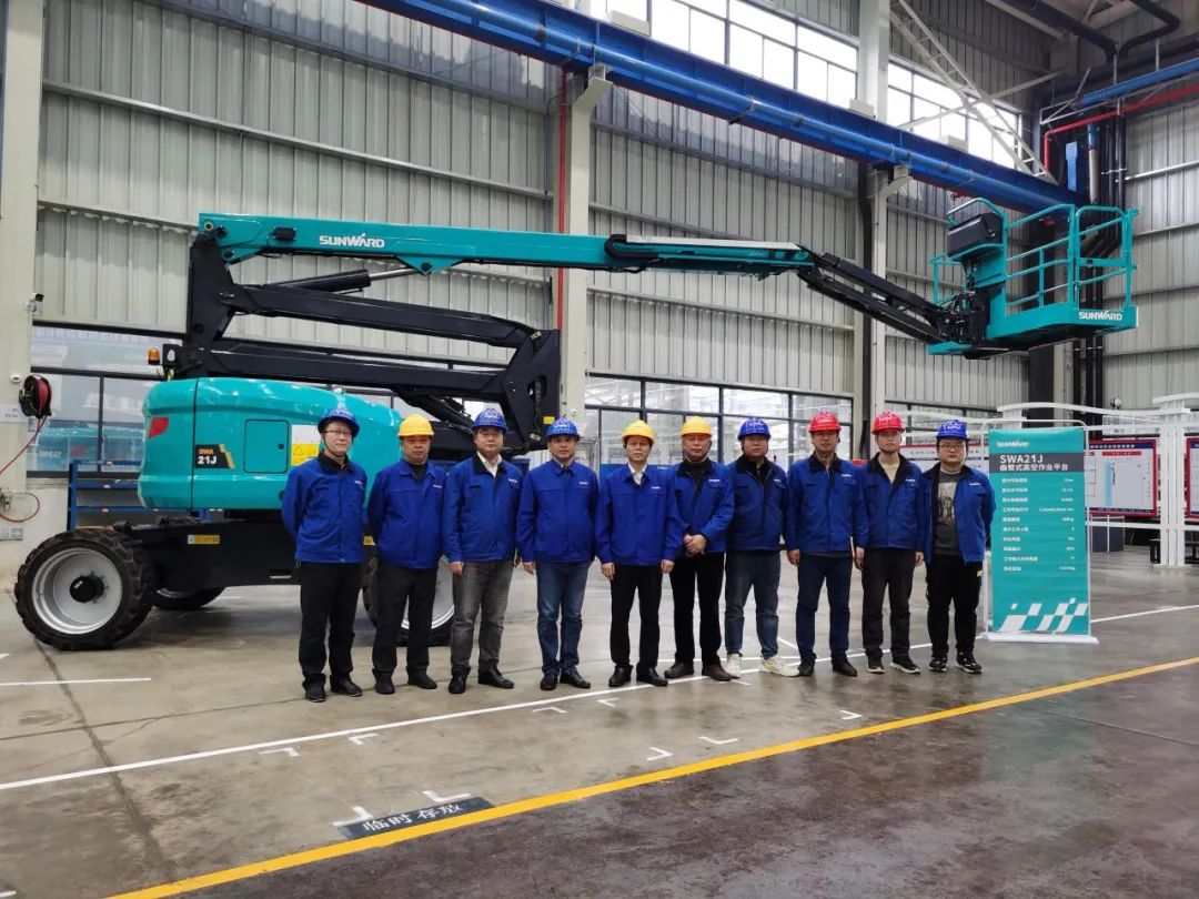 行业同级别产品之最！J9集团智能又一款曲臂式高空作业平台成功下线