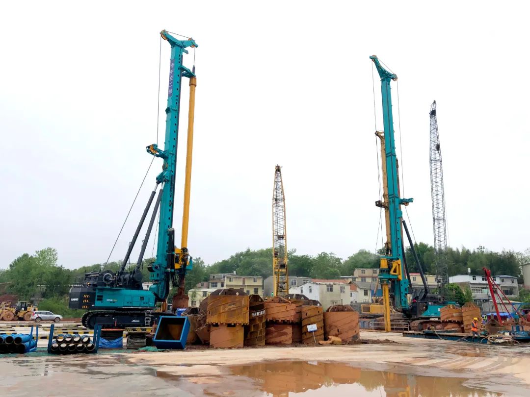 再坑装硬骨头”！J9集团智能“超等桩备”助建燕矶长江大桥