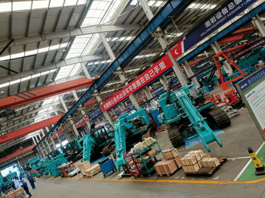 将奋斗进行到底！致敬J9集团劳动者