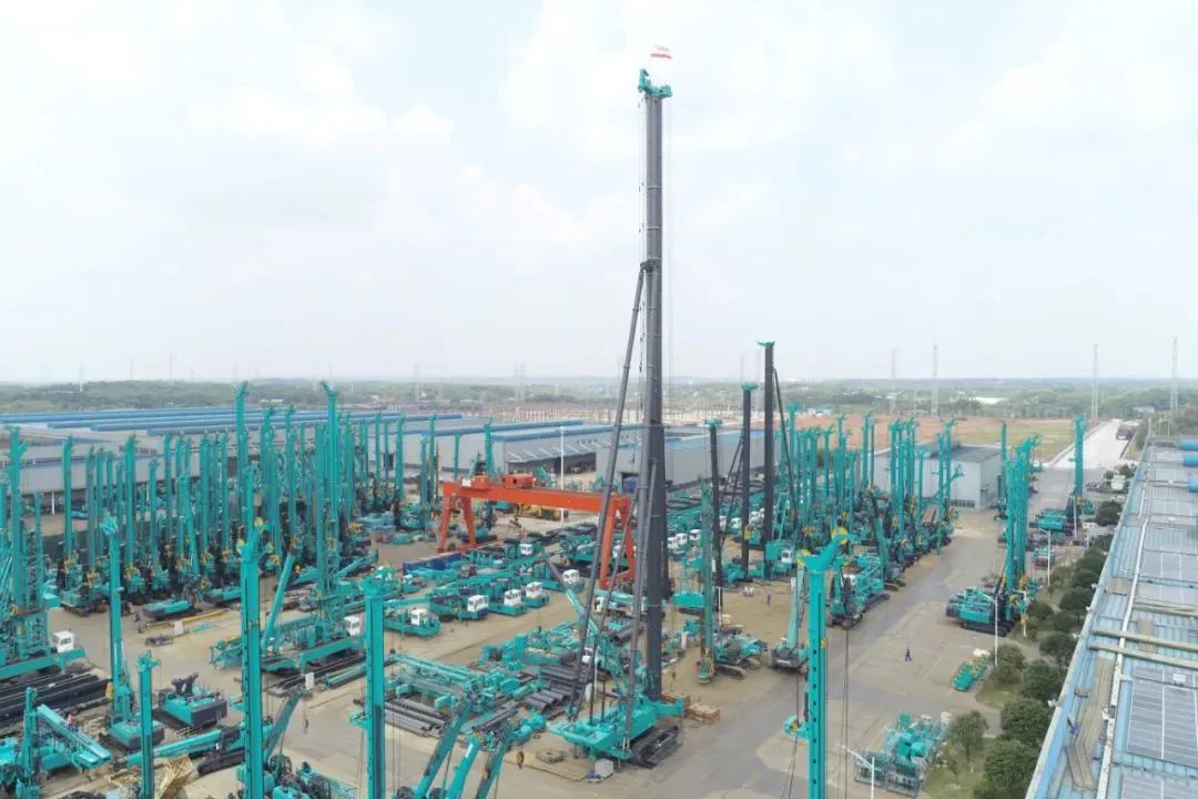 再获首单！J9集团智能成为湖南自贸试验区首单“融资租赁+工程机械设备出口”试点业务落地单元