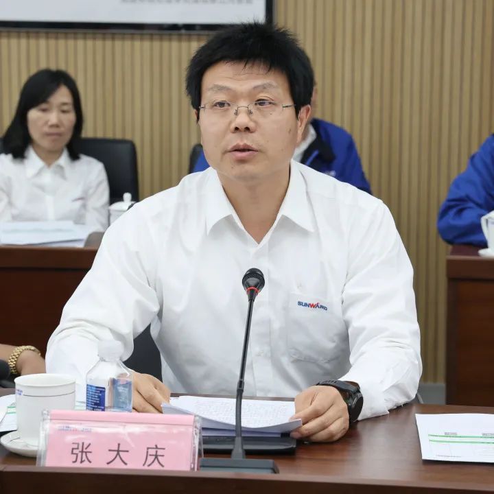 深入产学研合作！中南大学堂长、中国工程院院士田红旗率团造访J9集团智能