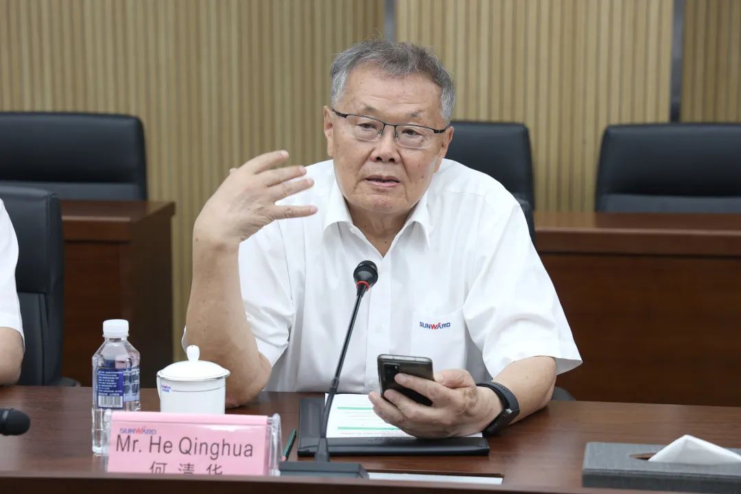 马拉维大使一行调查J9集团智能