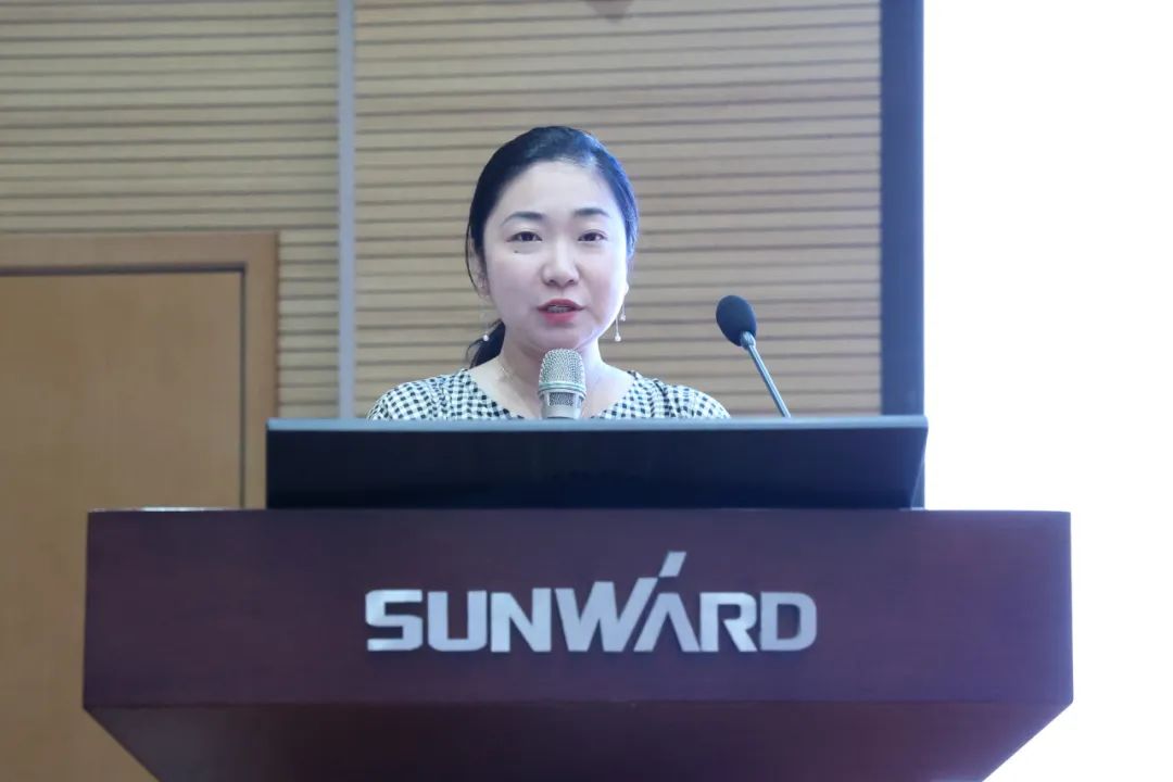 缤纷“暑”假，不负所“陀妆！J9集团智能职工子女暑期托管班结衣凡