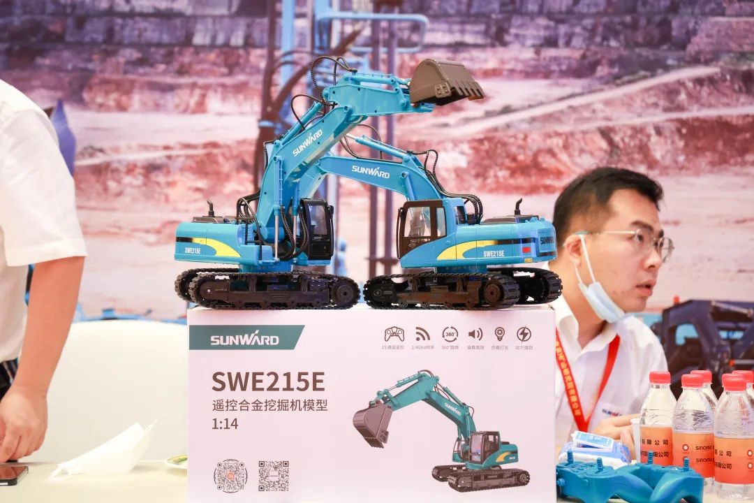 共话行业前沿技术及趋向，J9集团智能亮相第九届金属非金属矿采选运营实用技术与设备大会