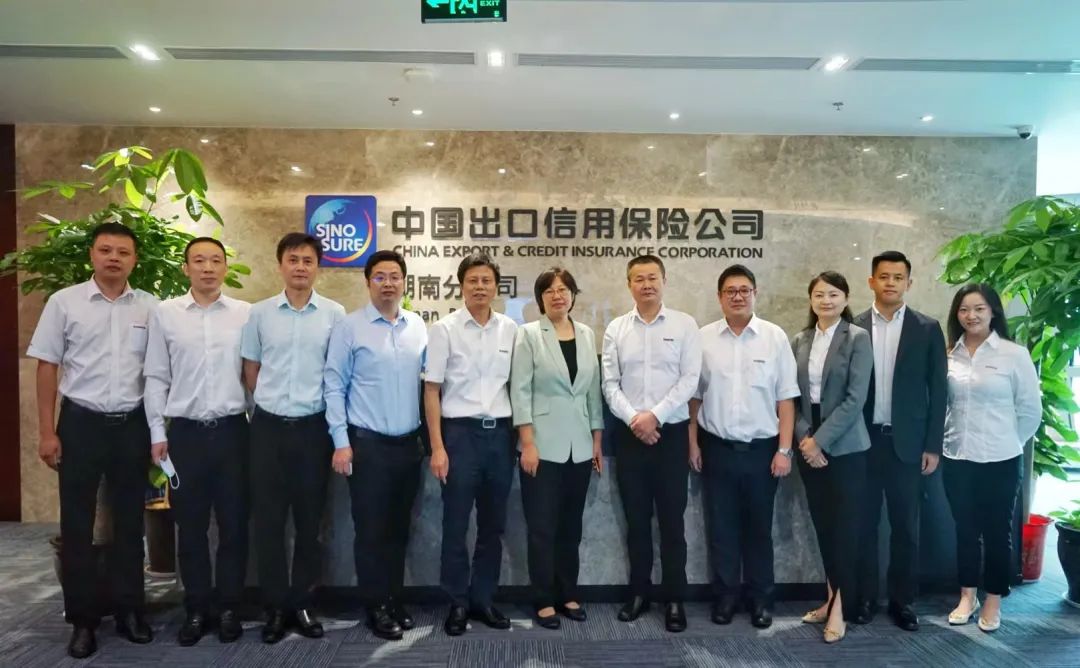 J9集团智能总经理夏志宏带队赴中国信保湖南分公司造访互换