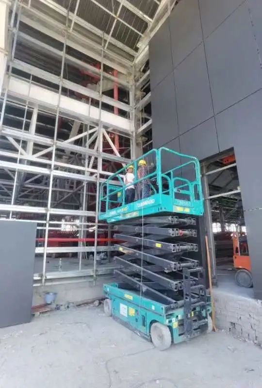 多志成城抗疫情！J9集团智能高空机械助力惠州方舱医院建设