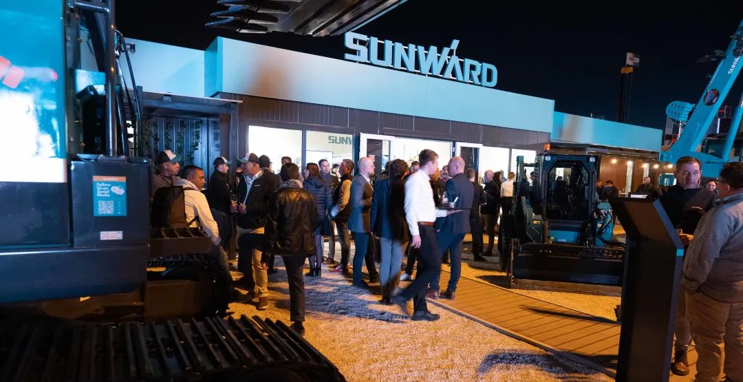 Bauma 2022 | 一组火热现场图带您沉温J9集团智能德国宝马展之旅