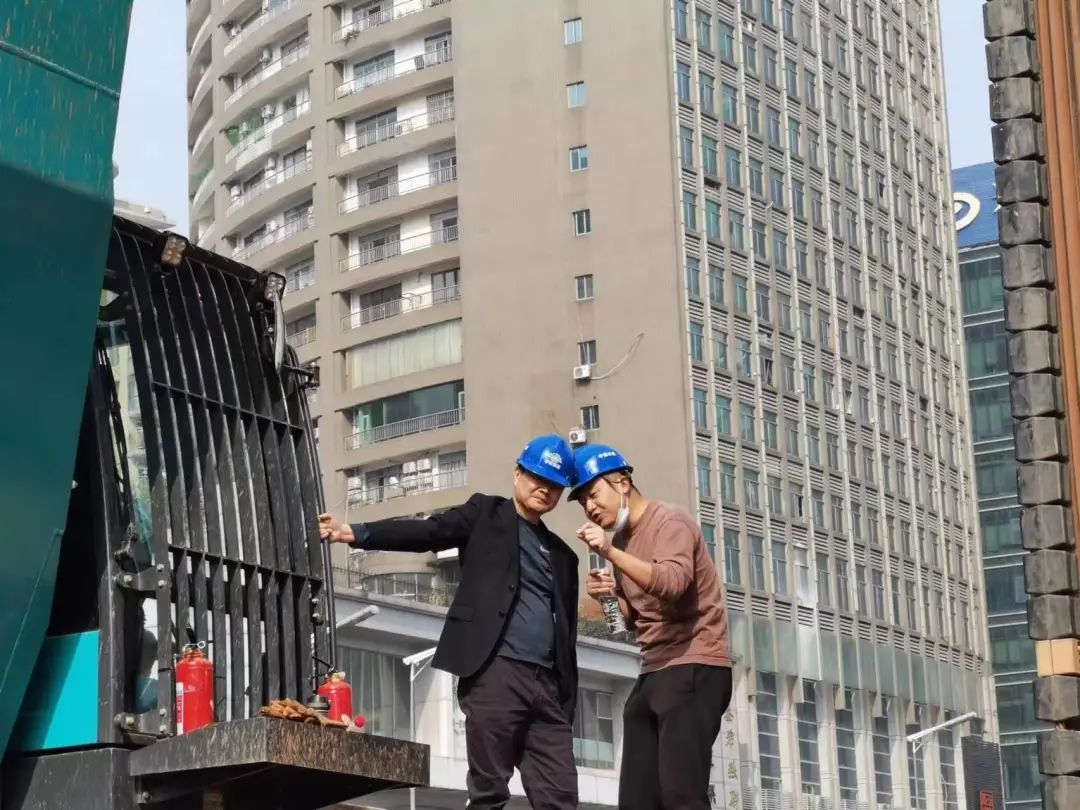 首战创佳绩！J9集团智能双轮铣槽机助建长沙地铁7号线