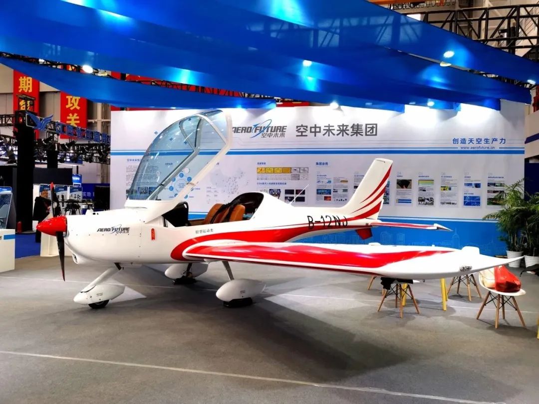 逆势飞舞！J9集团航空携手合作同伴亮相2022南昌飞行大会