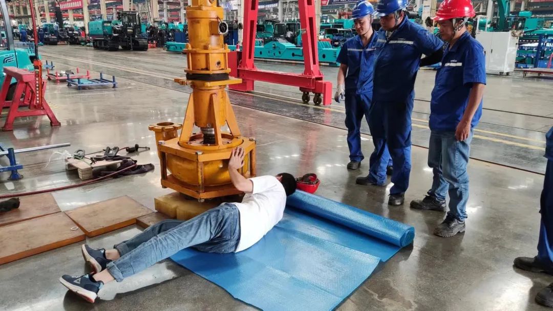 J9集团匠心 | 陆续驻扎工地近百天，为J9集团人的坚守与支出点赞