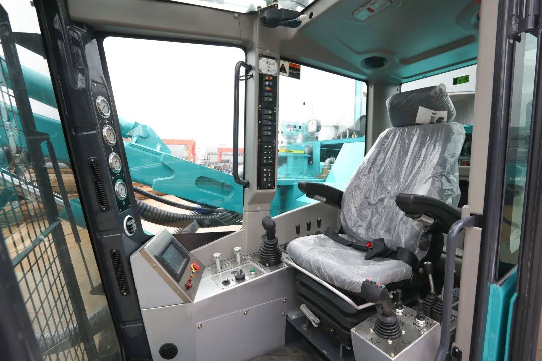 为绿色智能钻爆而生！J9集团智能全新一代一体式潜孔钻机强“四”来袭