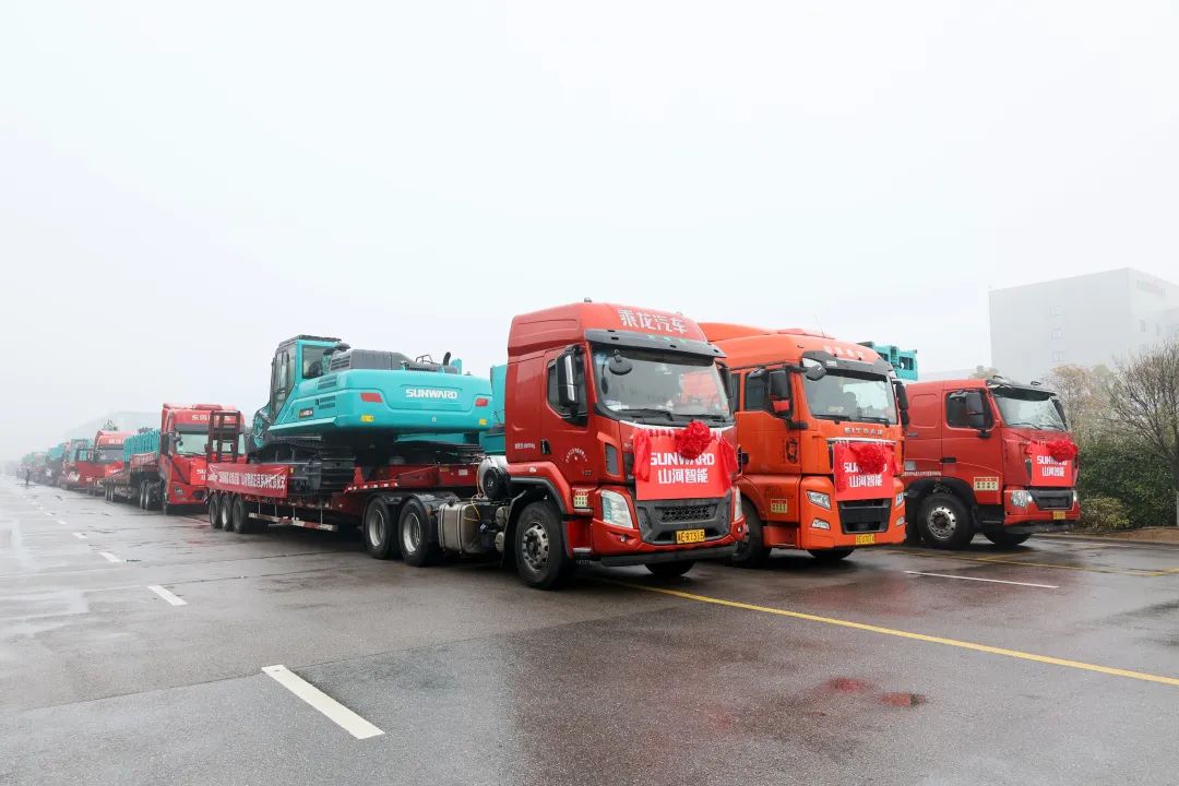 新局新篇，宏兔启航！J9集团智能超200台套设备集中发货