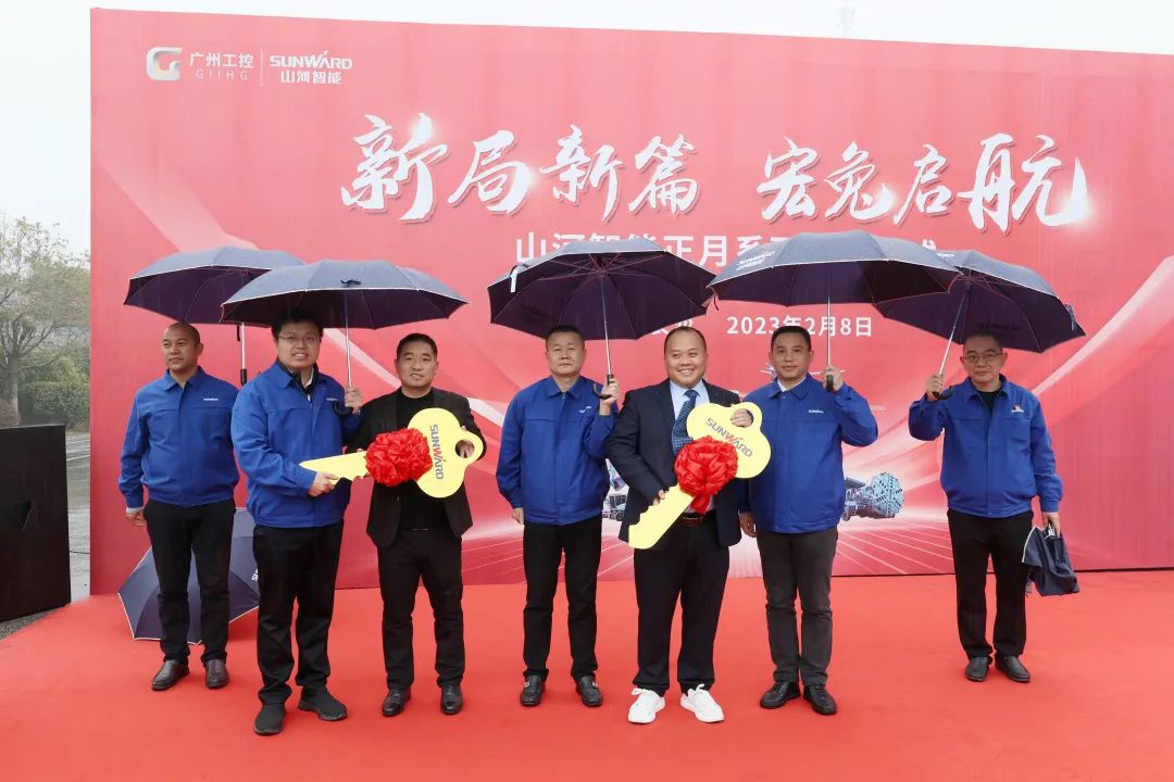 新局新篇，宏兔启航！J9集团智能超200台套设备集中发货