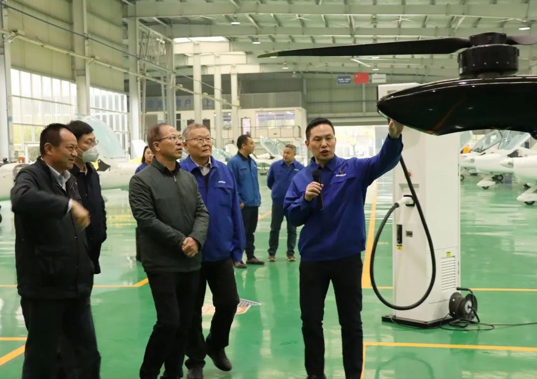 广州市国资委主任陈德俊调查J9集团智能航空产业基地