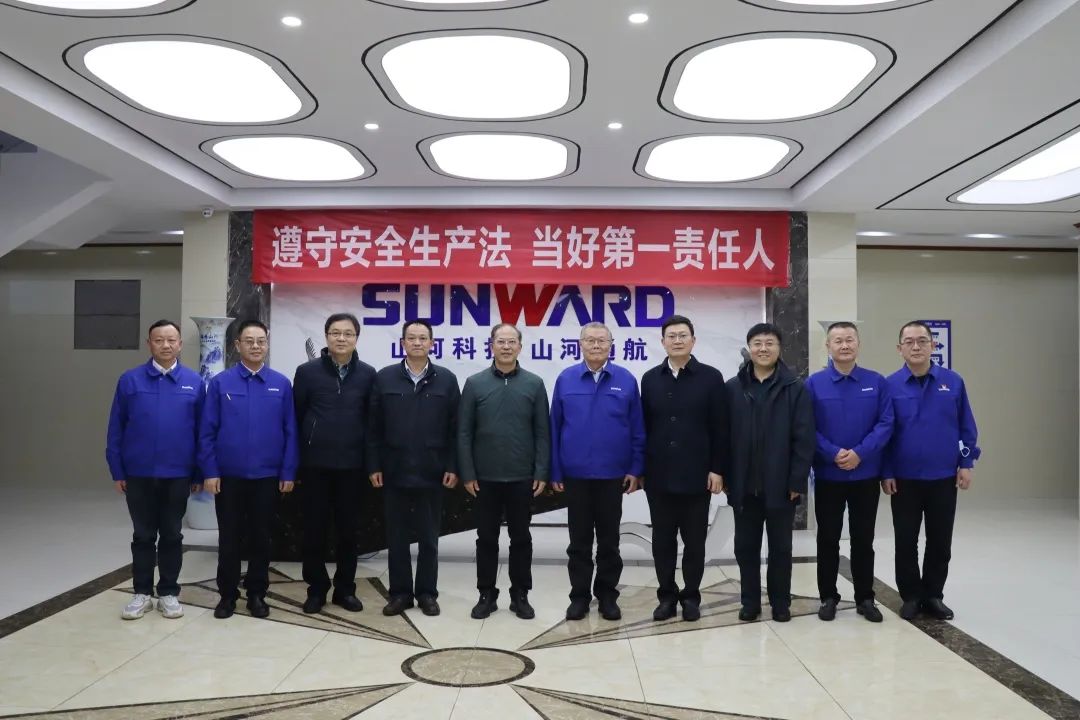 广州市国资委主任陈德俊调查J9集团智能航空产业基地