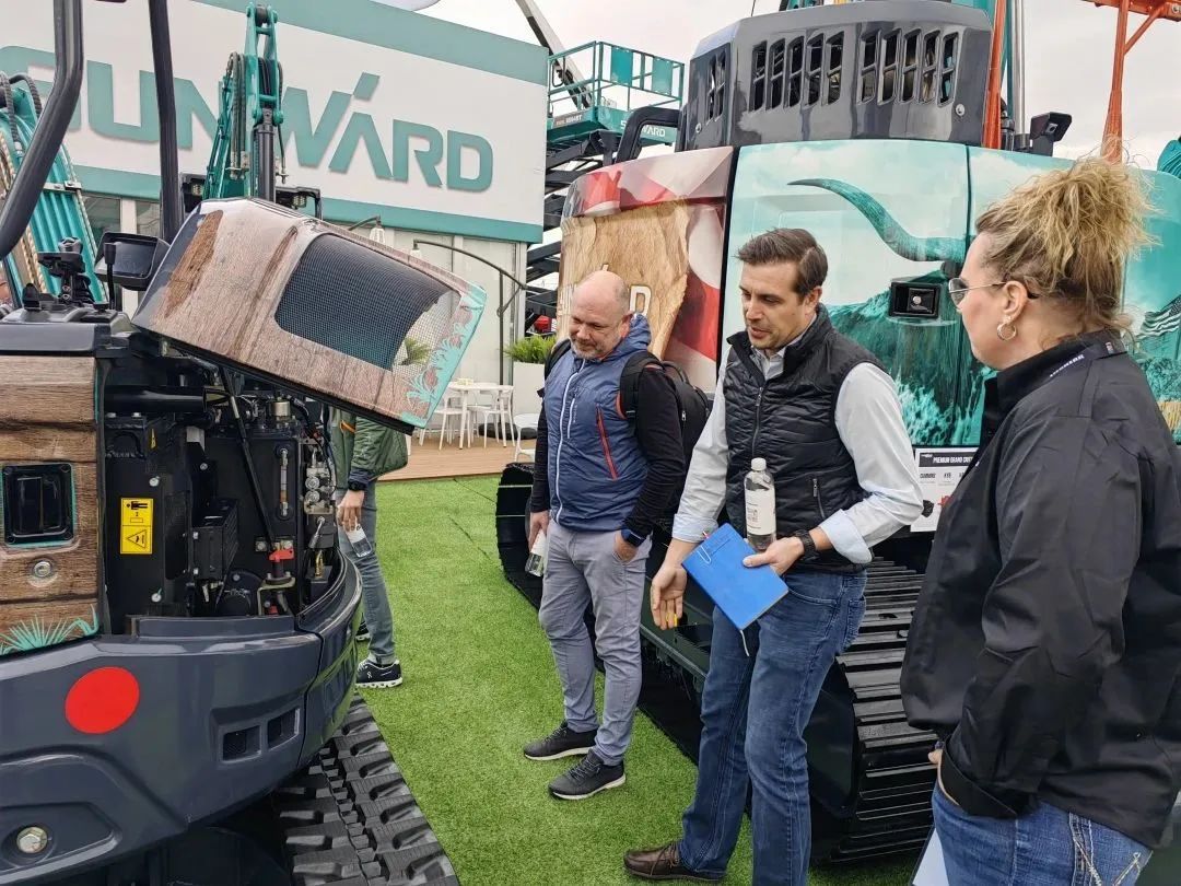 拉展直播 | “狂飙”美国！J9集团智能向世界展示中国造作硬实力