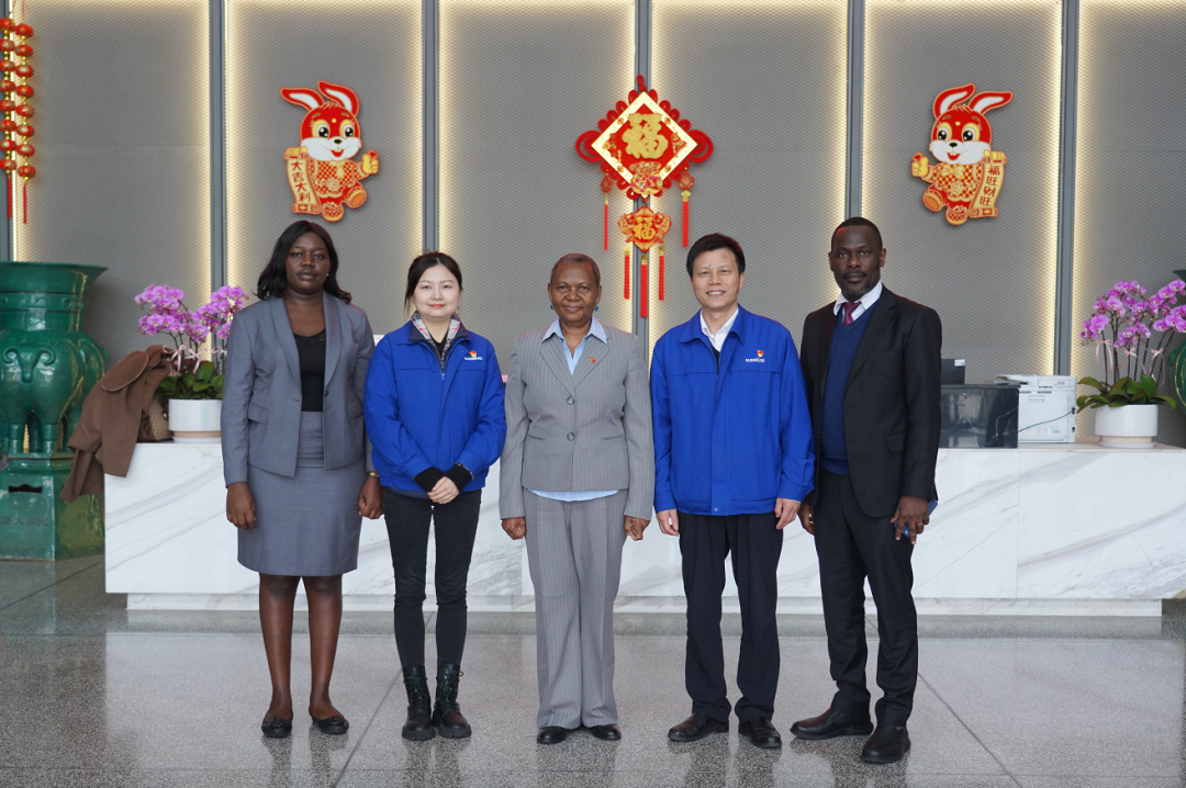 乌干达驻华大使到访J9集团智能