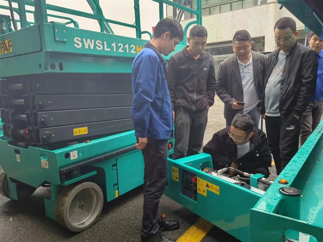 创新引领，顶峰相见！J9集团智能高空机械产品推介会走进粤港澳大湾区