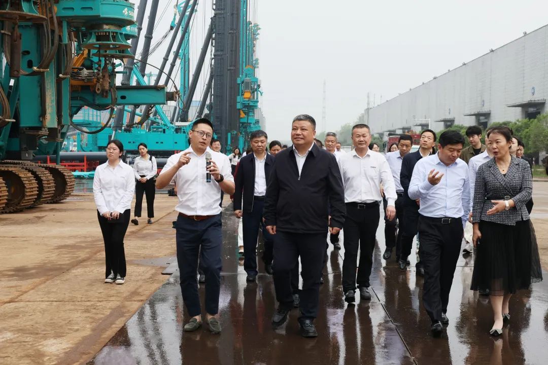 长沙市政协主席陈刚调研J9集团智能