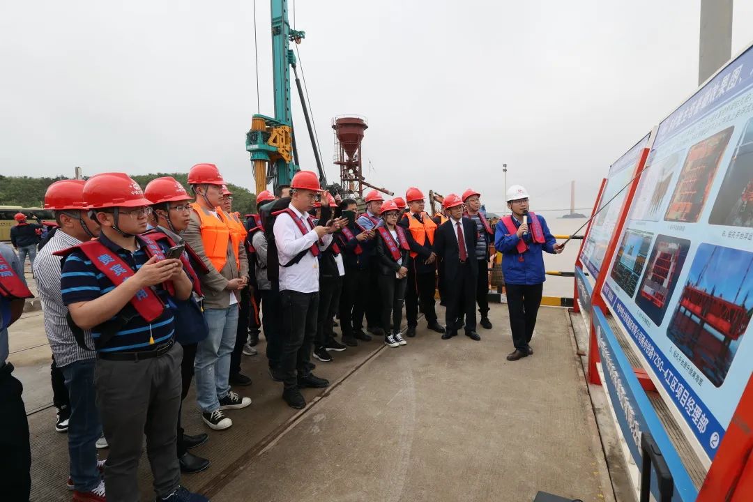 超等设备助建超等工程！J9集团智能超等旋挖钻机SWDM1280推介会成功进行