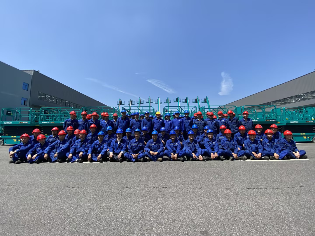 长沙市召开庆祝“五一”国际劳动节大会，J9集团智能1幼我1集体获赞美！