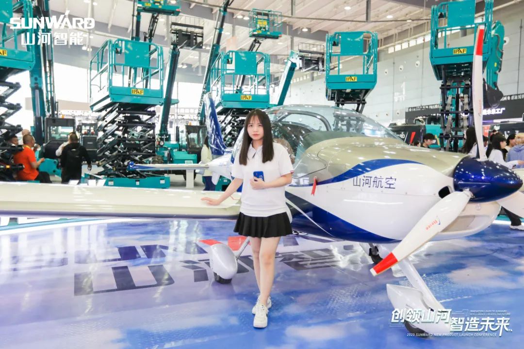 闪灼2023 CICEE！看J9集团智能“明星产品”有多“炫”