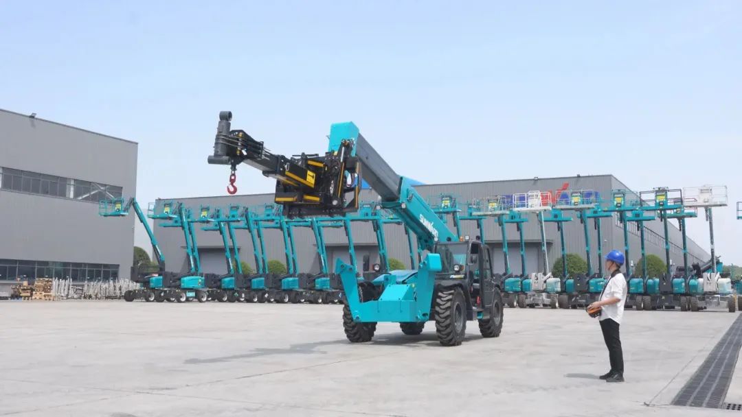 独家定造！J9集团智能油缸更换机械人顺利下线