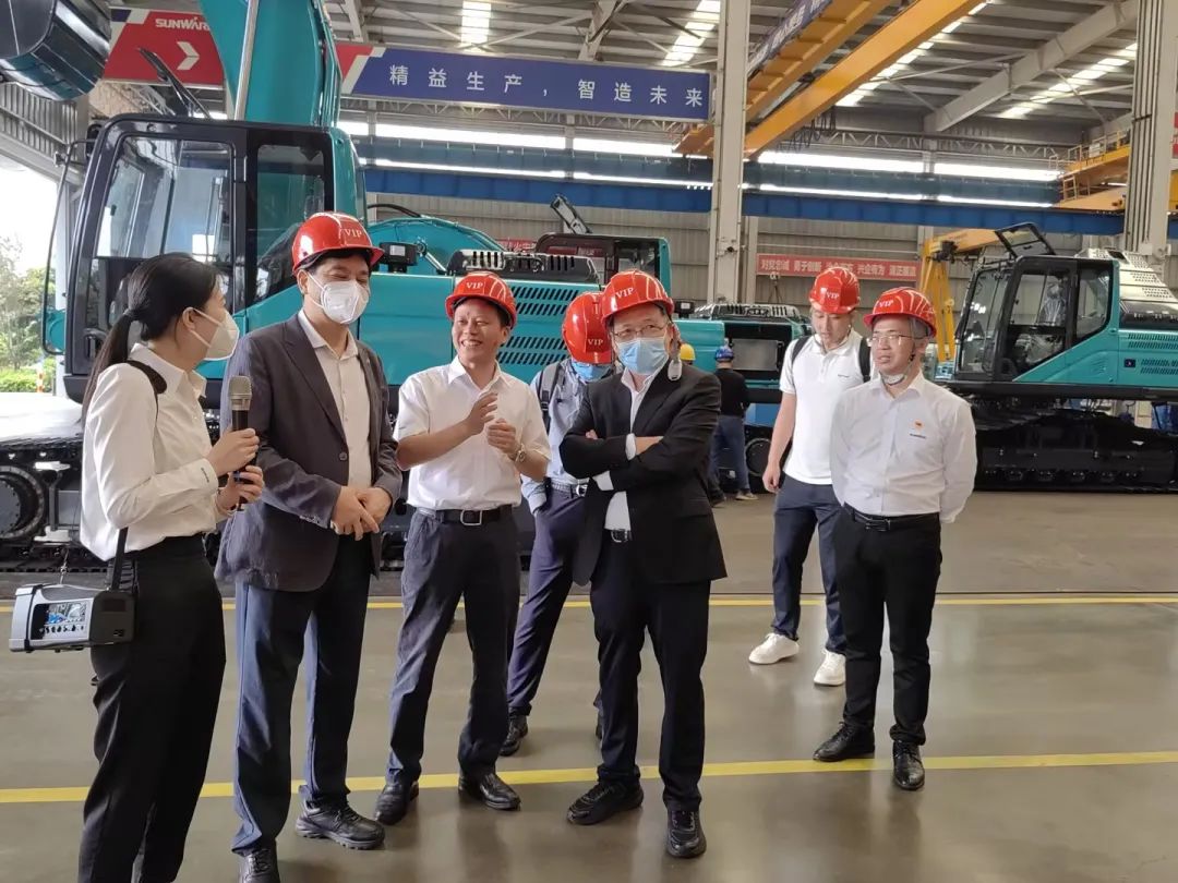 中国科学院院士陈十一率队到访J9集团智能