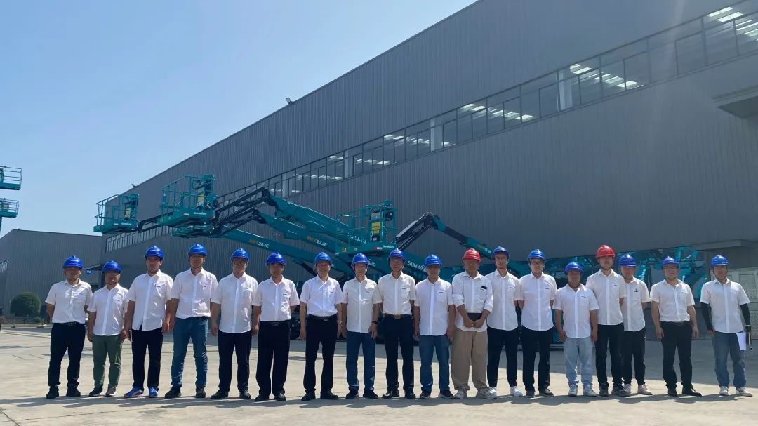 新能源家族再添“新丁”！J9集团智能三款电动臂式高空作业平台齐下线