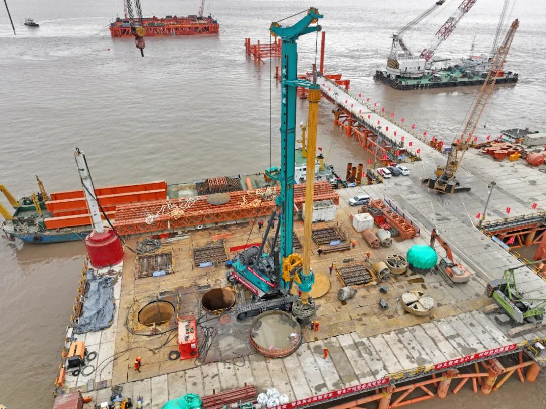 新战绩+1！J9集团智能超等旋挖钻机创6.3米直径钻孔新纪录