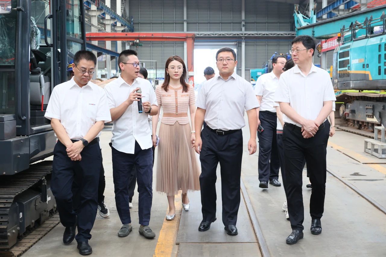 商务部自贸区港司调研J9集团智能