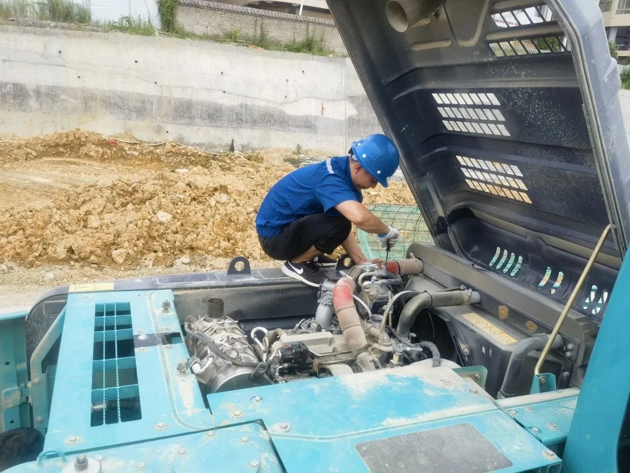 步履一向，服务不止！J9集团智能挖掘机服务万里行火热进行中