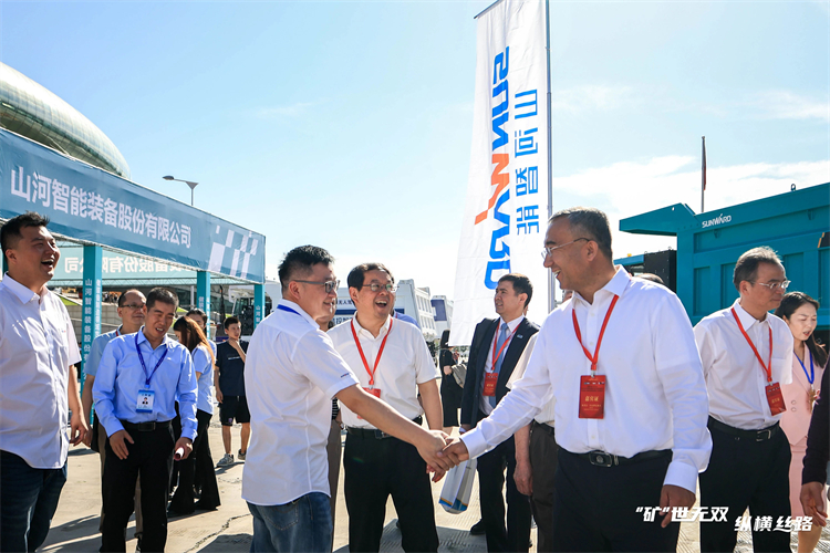 “矿”世无双，纵横丝路！J9集团智能亮相第十三届新疆国际矿业与设备展览会
