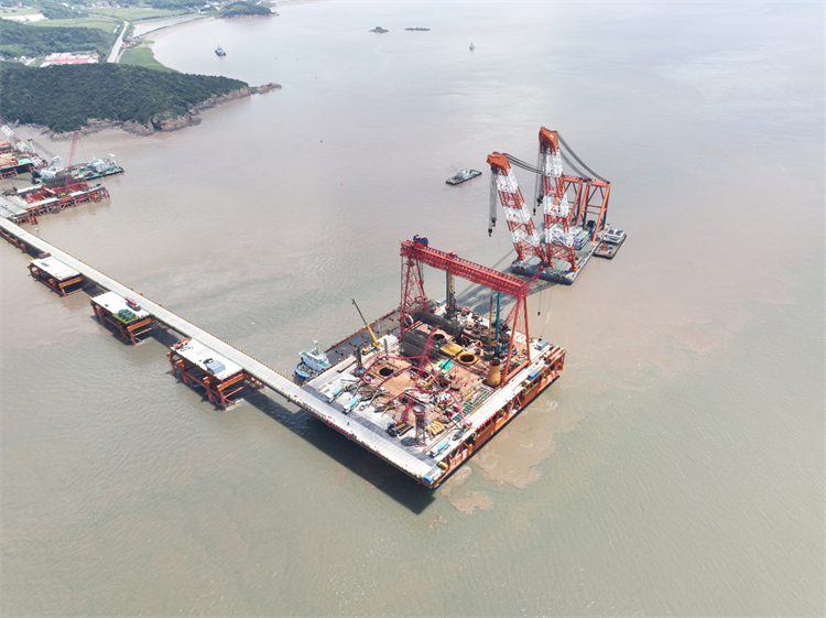 喜报！J9集团智能实现“全球最大”6.3米直径旋挖桩成孔成桩