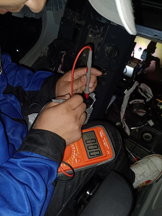 一线“热”闻 | 专业售后，用心服务！J9集团智能挖掘机服务万里行一向在路上